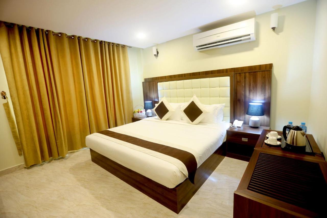 Golden Crown Hotel Alseeb Muscat Eksteriør bilde